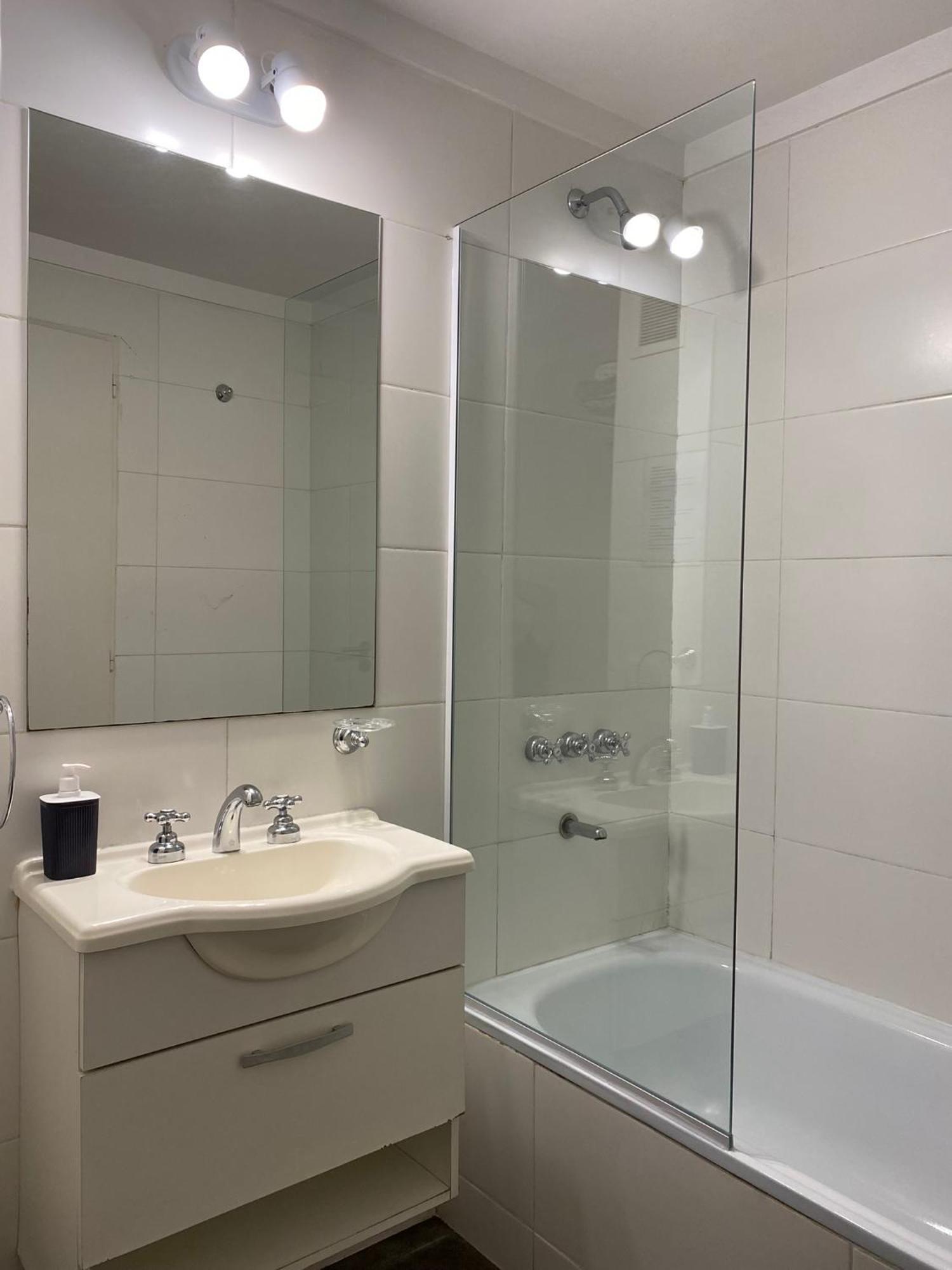 Apartamento Centrico Y Moderno Con Balcon, Piscina, Gimnasio Y Laundry بوينس آيرس المظهر الخارجي الصورة